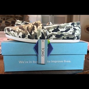 Toms Alpargata Dirty Olive Camouflage Print Canvas Slip On Flat Shoes